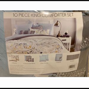 10 Piece King Comforter Set (Never Used)